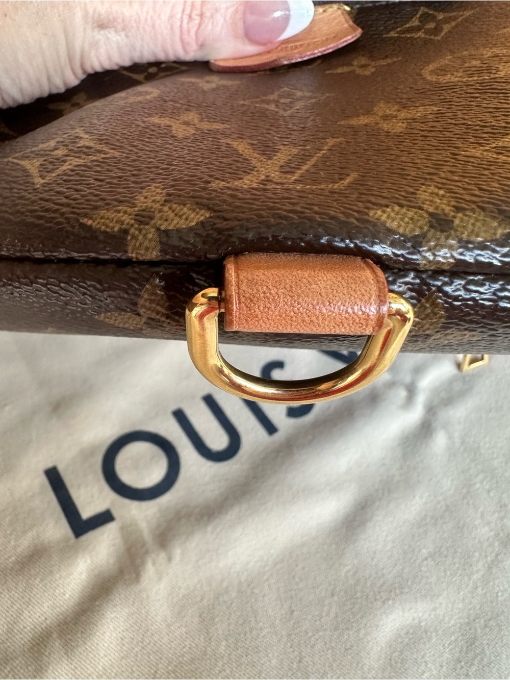 ✨Louis Vuitton Monogram Original Bumbag in Brown and Tan- Great Condition✨ - Picture 5 of 15
